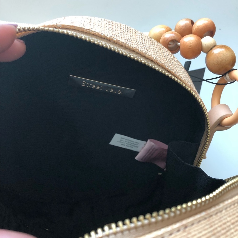CIRCULAR BAG WITH WOODEN BEADS TOP HANDLE - Picture 7 of 7